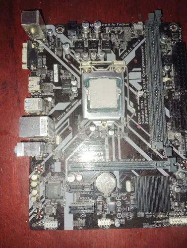 Placa mãe Gigabyte H310M H DDR4