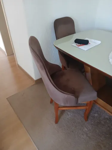 Vende -se mesa