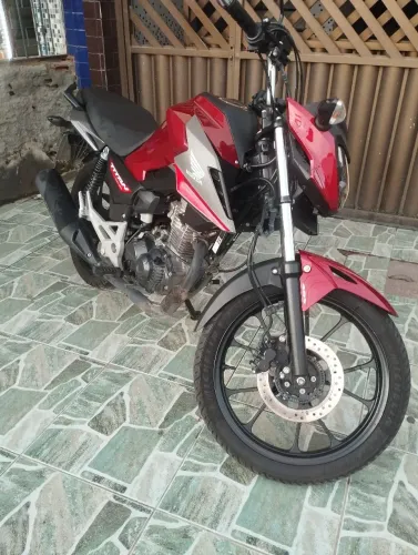 Vendo moto muito conservado