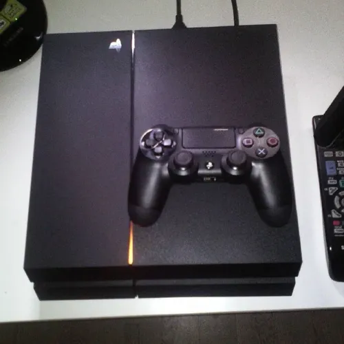 PS4 (aceito trocas)