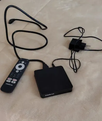 Smart Tv Box Full Hd Izy Play Intelbras Hdmi Bluetooth Wi-fi Cor Preto