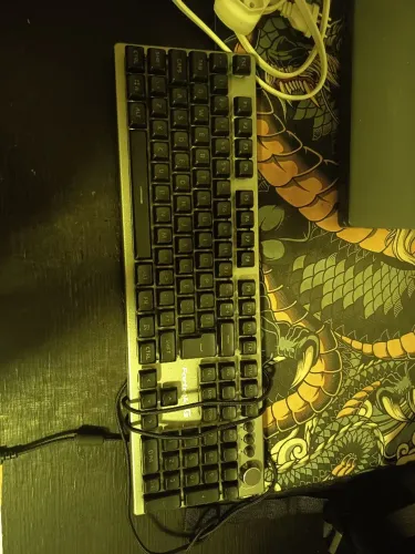 Teclado mecânico Fortrek