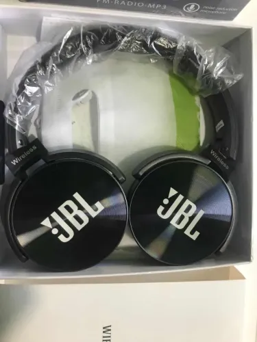 Vendo fone JBL wireless com rádio FM