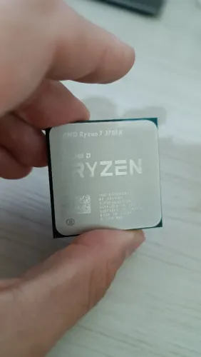 Processador Ryzen 7 3700x AMD 