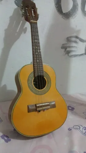 Cavaquinho Giannini