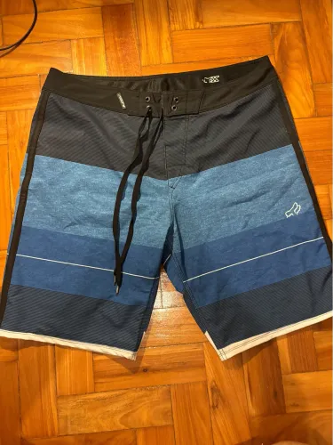 VENDO BERMUDA DE PRAIA MASCULINA FOX