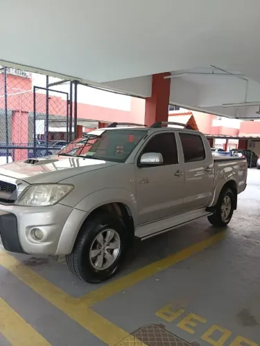 Toyota Hilux CD SRV D4-d 4X4 3.0 TDI Diesel AUT 2009