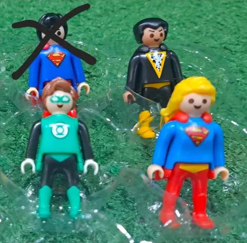 bonecos playmobil Dc kinder ovo troco