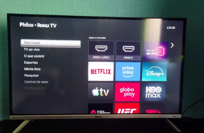 Smart TV 32" HD Philco P32CRB Roku TV HDR10 Dolby Audio