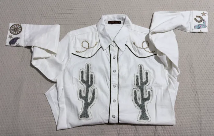 Camisa
