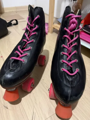 Patins 4 rodas - Rosa