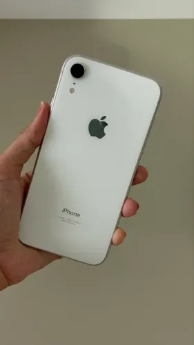 iPhone XR 64gb- 800,00