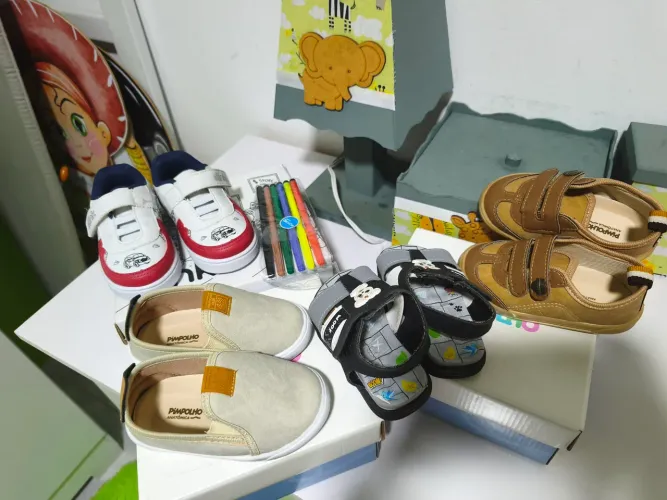 Leva Todos Sapatos bebe tamanho do 20 a 21 , tudo novo