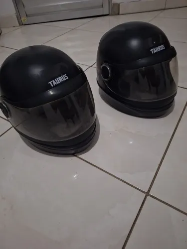 CAPACETE SAN MARINO TAM: 58