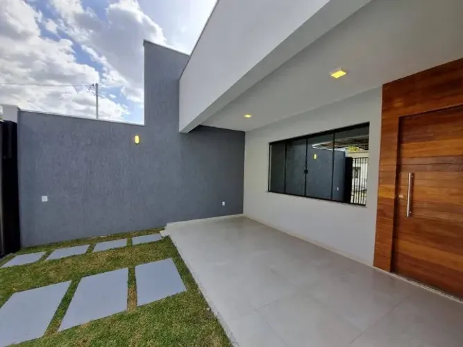 Oportunidade Casa com 95 m² 3 Quartos e 2 banheiros