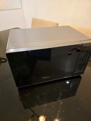 Microondas Midea - MRAE22 - 220V - Prata Espelhado - 20 Litros