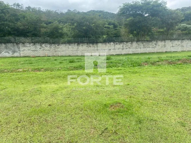 Terreno a venda no Residencial Veneza em Mogi das Cruzes