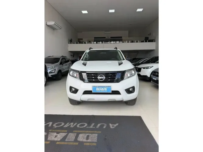 Nissan Frontier Attac.cd 4X4 2.3 Bi-TB Die. AUT 2022