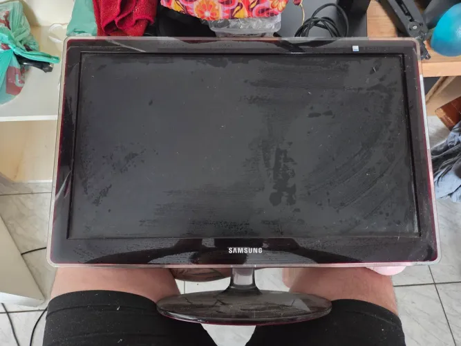 MONITOR LCD RETIRADA DE PEÇAS!