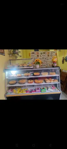 Balcão de lanchonete, com Estufa pra Salgados.