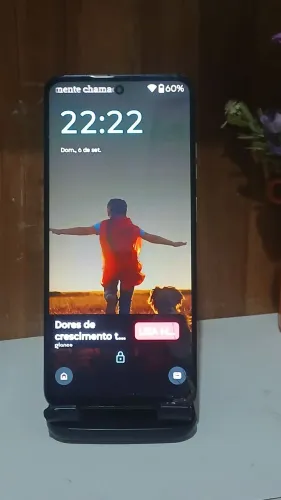 Vendo ou troco por notebook que pode ser antigo também, um celular moto g15