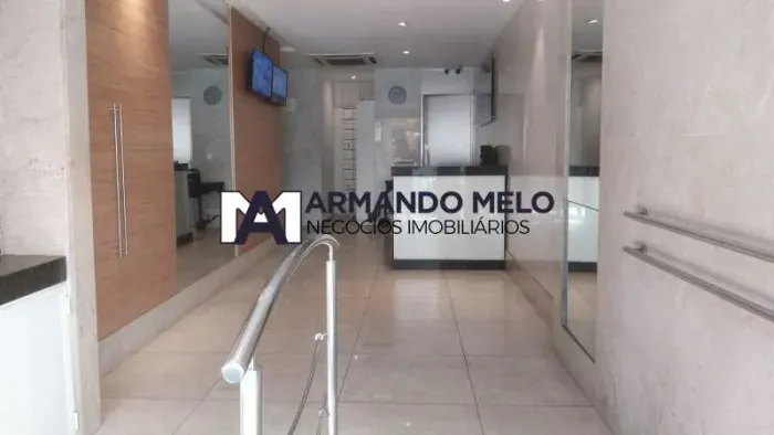 Sala Comercial à venda em Copacabana, frente, metrô Siqueira Campos. Abaixo valor de merca