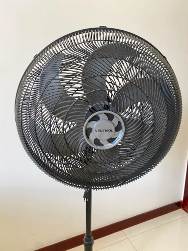 Ventisol Ventilador de Coluna Turbo 6 Pás 50cm cor Preto