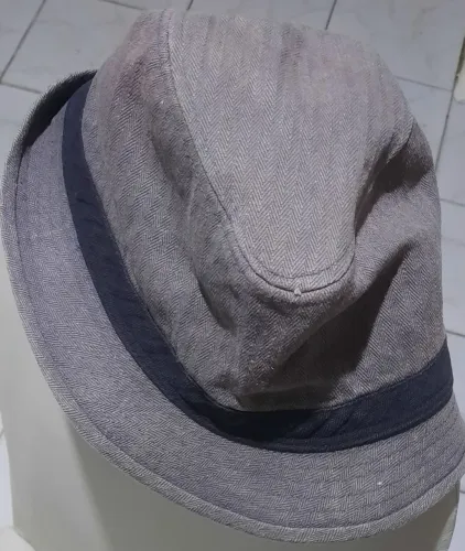 Chapéu de primeira linha,25 reais cada 1