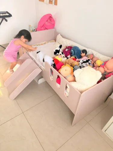 Vendo cama infantil com escorrega