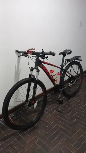 Bicicleta Oggi Big Wheel 7.0 (29) +upgrades (rodou só uns 200 km)