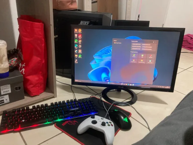 Vendo pc gamer rodando tudo !!