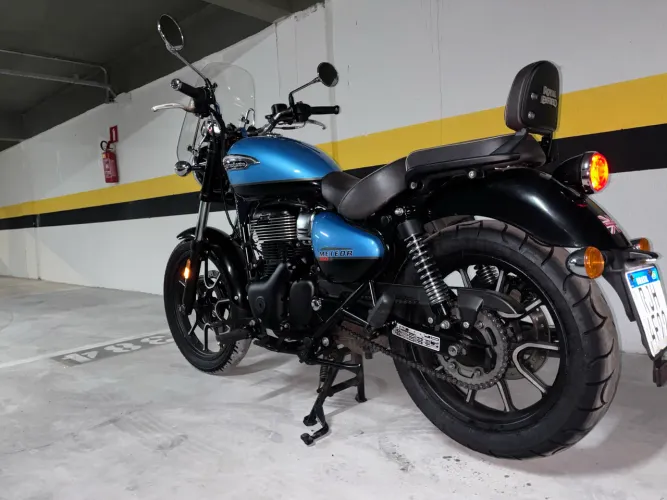 Meteor 350 - moto linda e muito bem cuidada