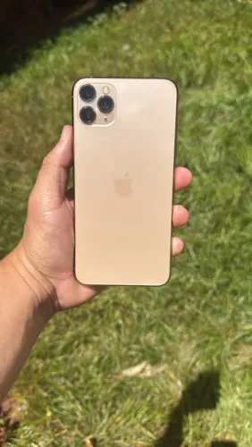 Vendo IPhone 11 Pro Max, 64GB, Gold