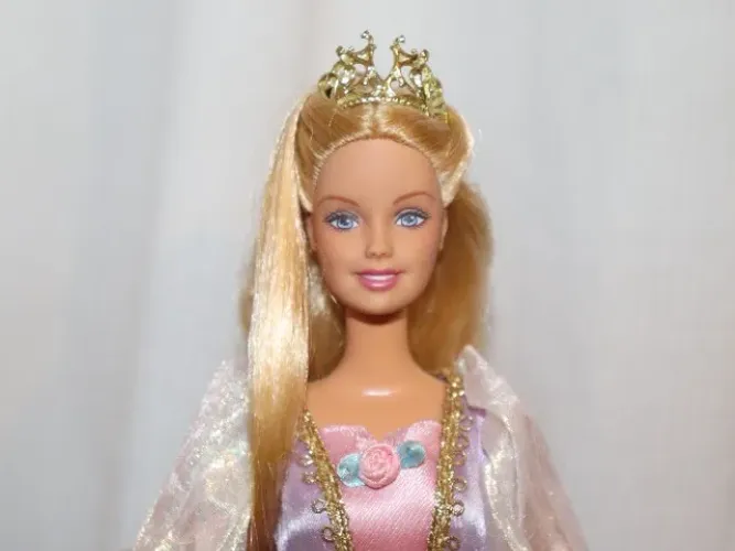 Boneca Barbie Rapunzel Deluxe 2002