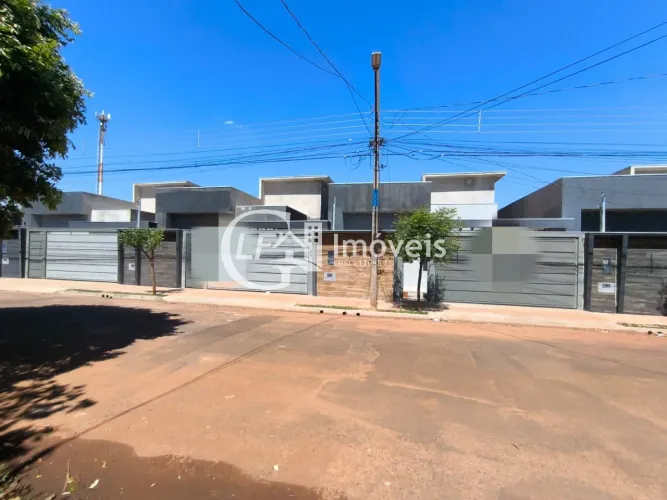 Casa à venda em Campo Grande-MS, Santo Antônio: 3 quartos, 1 suíte, 1 sala, 1 banheiro, 2