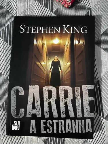 Livro Carrie