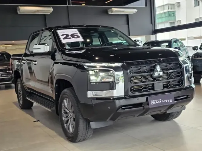 Mitsubishi TRITON HPE-S 2.4 CD 4X4 TB Diesel Aut. 2026