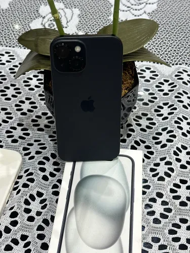 iPhone 15 normal 