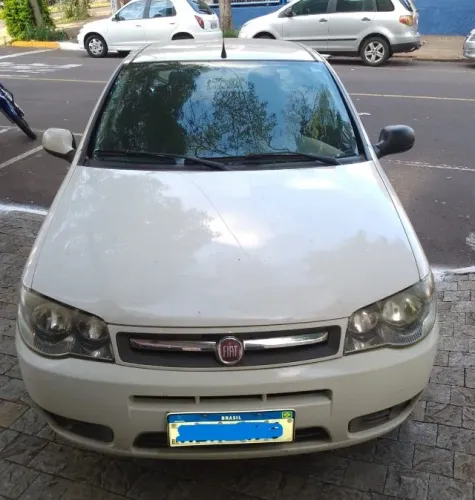 Fiat Palio 1.0 Economy Fire Flex 8V 4P 2014