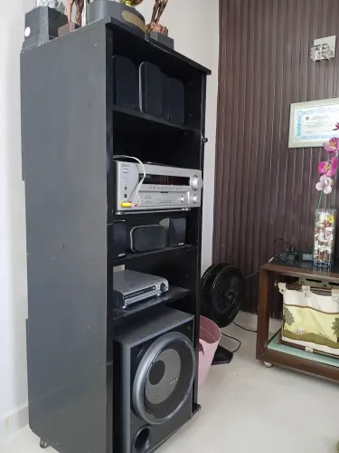 Som Sony vintage com sub woofer e caixas satélites