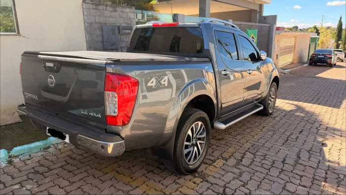 Nissan Frontier LE CD 4X4 2.3 Bi-TB Diesel Aut. 2022