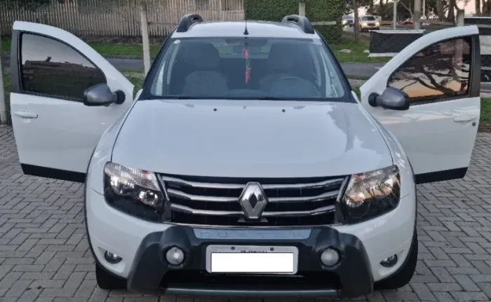 Renault Duster Dynamique 2.0 Hi-flex 16V Aut. 2015