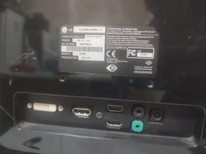 Monitor LG Flatron 25Um65-p C/ defeito de tela R$90,00 leia descrição