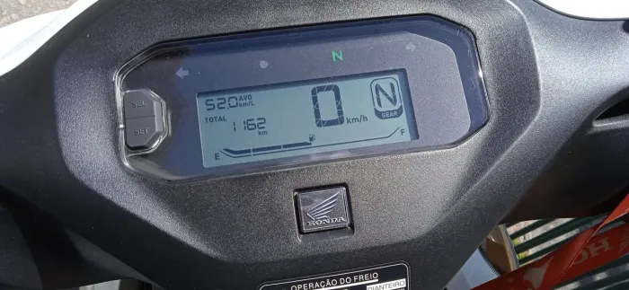 Moto de garagem,sem detalhes....