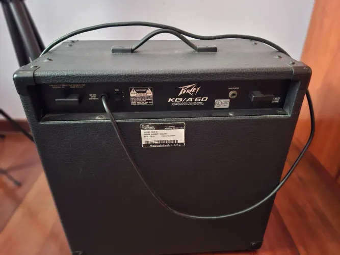 Vendo Peavey AMERICANO