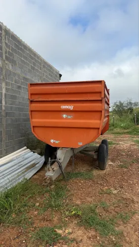 Carreta Reboque basculante Trator cemag