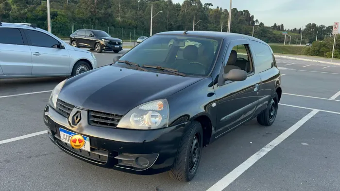 Renault Clio Hi-flex 1.0 16V 3P 2011