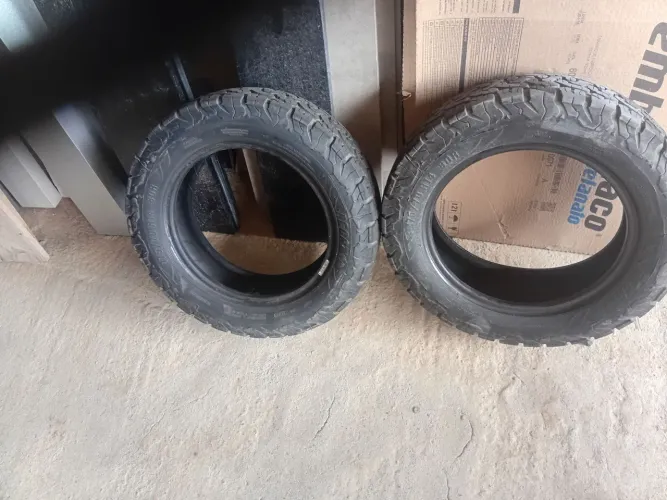Vendo pneu 175 75 14 para estrada de terra