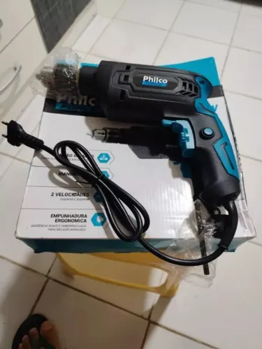Furadeira Philco Force Mandril 13mm 850W Função impacto - Nova