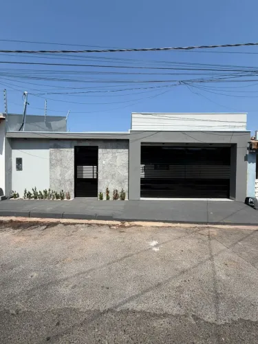 Casa no Bairro Jardim Universitário